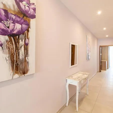 Spacious And Modern 3bed With Balcony-hosted By Sweetstay شقة