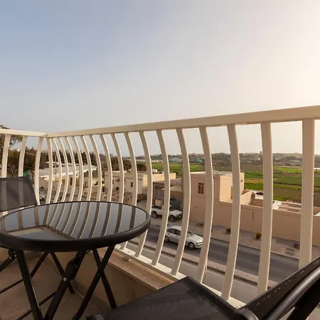 Spacious And Modern 3bed With Balcony-hosted By Sweetstay شقة خليج سانت بول
