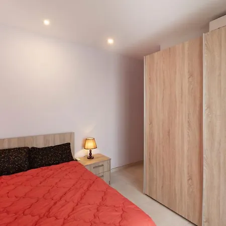 شقة Spacious And Modern 3bed With Balcony-hosted By Sweetstay *